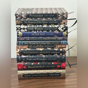 Chiltern Classic Crafted Edition Book